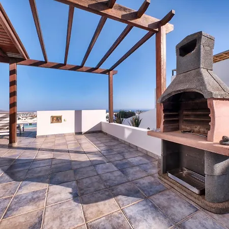 Casa de Férias - Lava And Sea - Pool, Bbq And Sea View By Lanzarote *